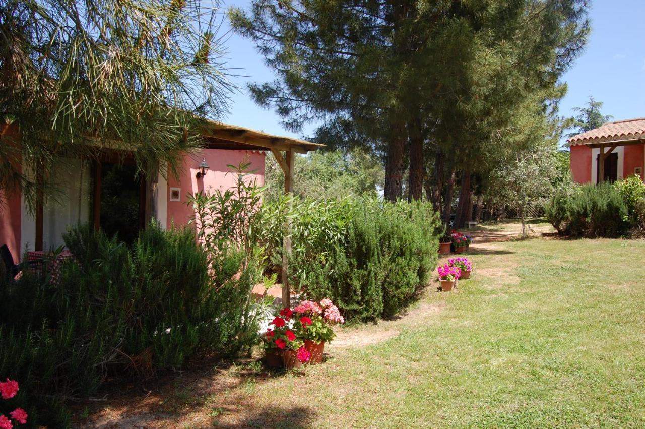 Agriturismo L'Aglientu B&B Loiri Porto San Paolo Екстериор снимка