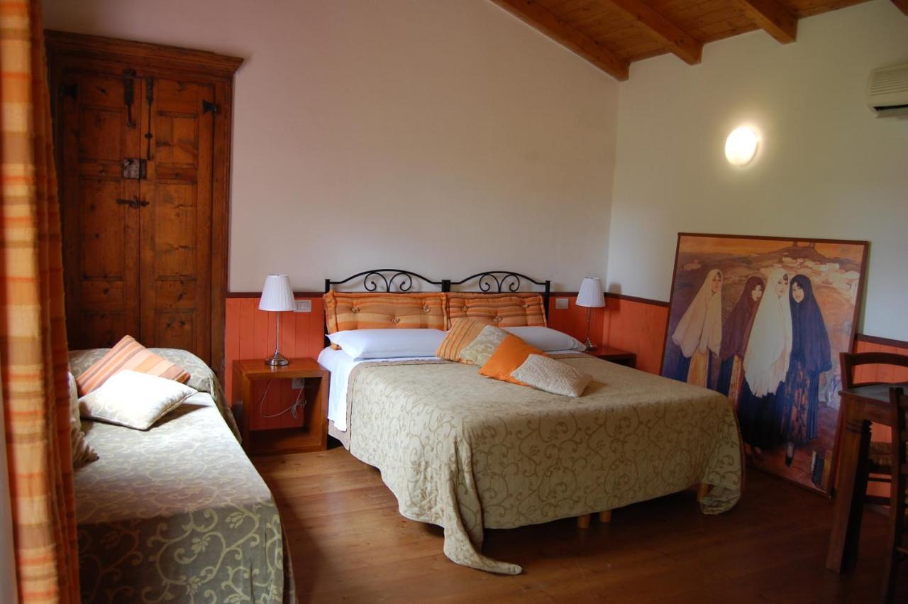 Agriturismo L'Aglientu B&B Loiri Porto San Paolo Екстериор снимка