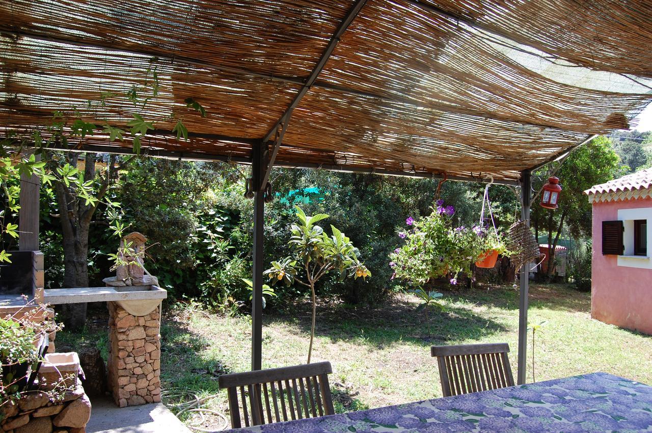 Agriturismo L'Aglientu B&B Loiri Porto San Paolo Екстериор снимка
